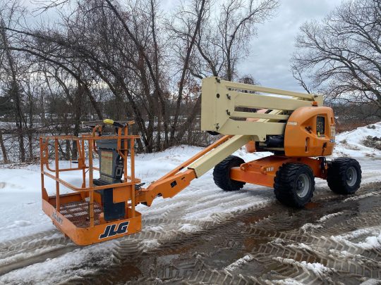 2004-JLG-450A-4X4-Boom-Man-Sky-Working-Lift