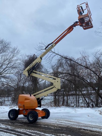 2004-JLG-450A-4X4-Boom-Man-Sky-Working-Lift