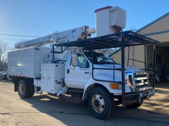 2010-Ford-F750-Altec-75'-Elevator-Forestry-Bucket-Truck