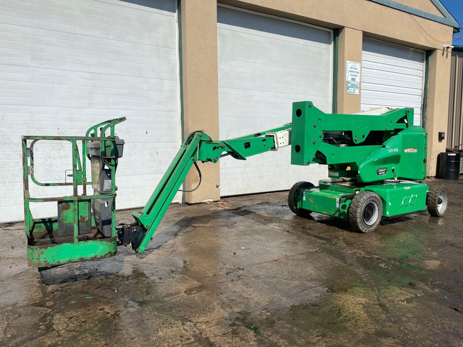 2010 JLG E400AJPN Electric Boom Man Lift Platinum Truck and Equipment