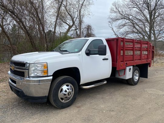 2011-Chevy-Silverado-3500-Duramax-Flatbed-Lift-Gate-Pick-Up-Utilty-Truck