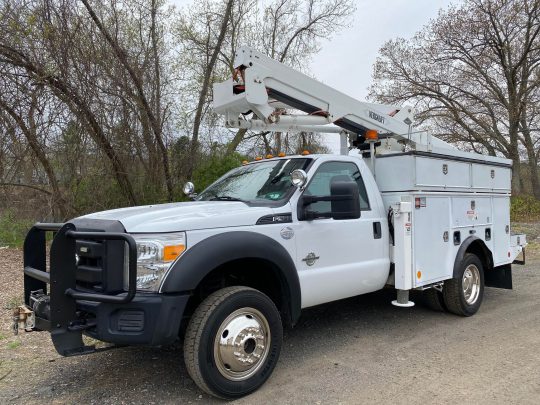 2014-Ford-F550-Versalift-4x4-SST40-Bucket-Utility-Truck