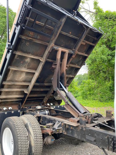 2008-GMC-C7500-Dump-Truck