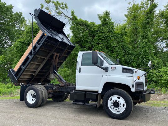 2008-GMC-C7500-Dump-Truck