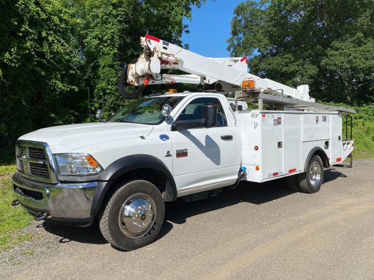 2012-Dodge-5500-4X4-Altec-AT37G-Utility-Bucket-Truck