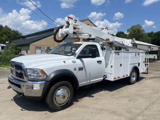 2012-Dodge-5500-4X4-Altec-AT37G-Utility-Bucket-Truck