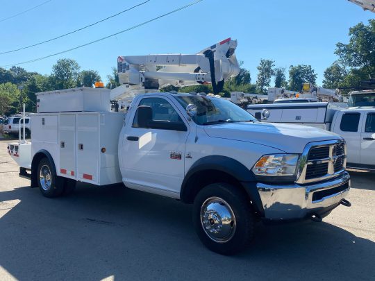 2012-Dodge-5500-4X4-Altec-AT37G-Utility-Bucket-Truck