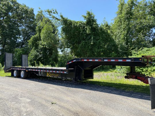 2018-Kaufman-Drop-Deck-22.5-Ton-Deluxe-Flatbed-Trailer