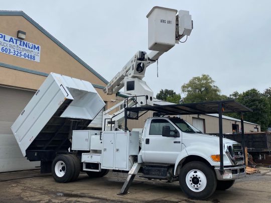 2011-Ford-F750-Versalift-75'-Elevator-Forestry-Bucket-Truck