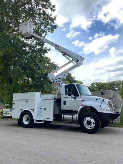 2014-International-4300-Altec-Utility-Bucket-Truck