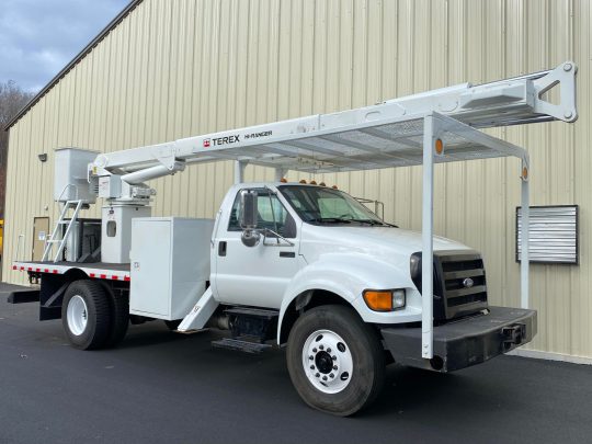 2010-Ford-F750-Terex-Rear-Mount-Bucket-Truck