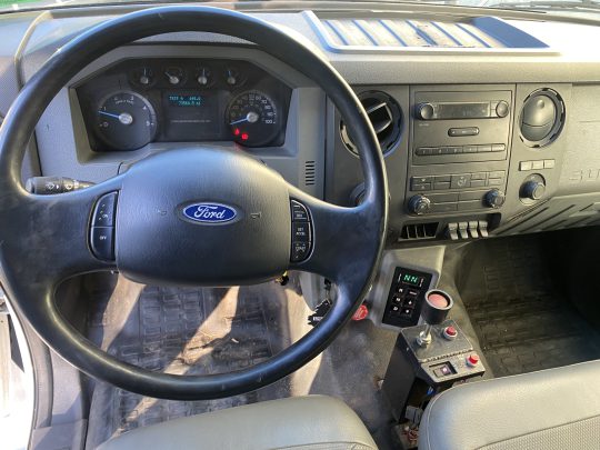 2011-Ford-F750-Under-CDL-Chipper-Dump-Truck