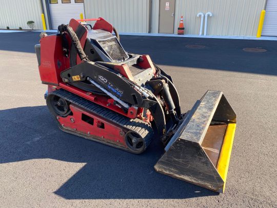 2017-Toro-Dingo-TX1000-Hi-Lift-Wide-Track-Mini-Skidsteer