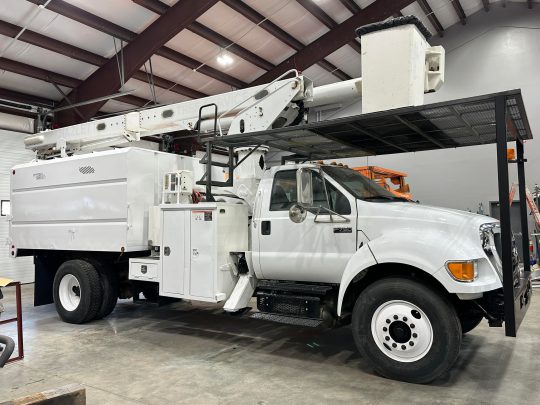 2011-Ford-F750-Altec-75'-Elevator-Forestry-Bucket-Truck