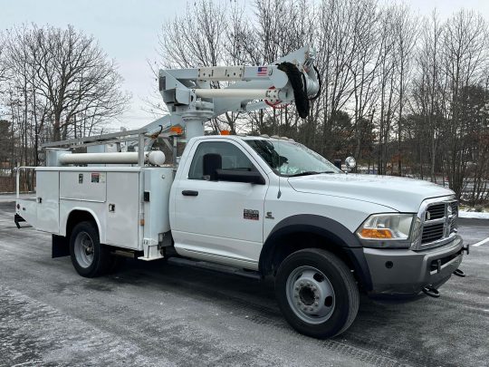 2011-Dodge-5500-4X4-Altec-AT37G-Utility-Bucket-Truck