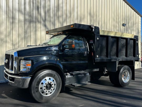 2019-Ford-F650-Under-CDL-Dump-Truck