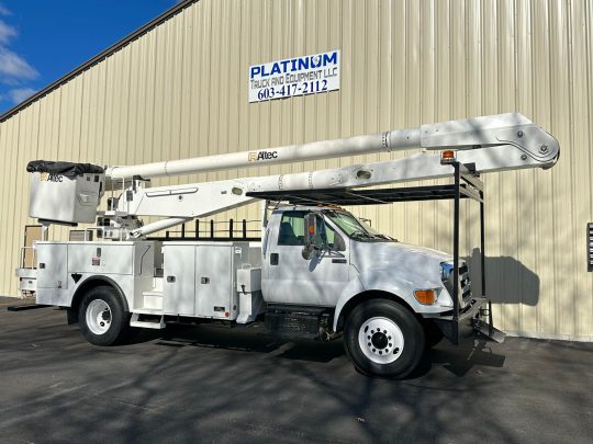 2012-Ford-F750-Altec-Material-Handler-Utility-Boom-Bucket-Truck-Cummins