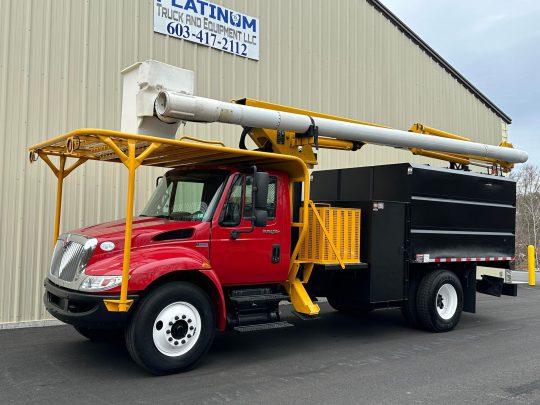 2013-International-4300-Altec-LR760-Forestry-Bucket-Truck