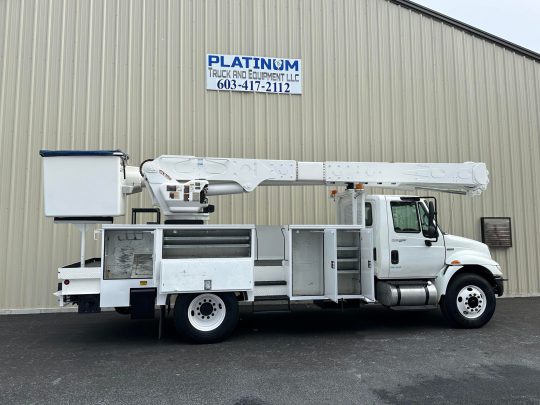 2009-International-4300-Altec-Material-Handler-Utility-Bucket-Truck