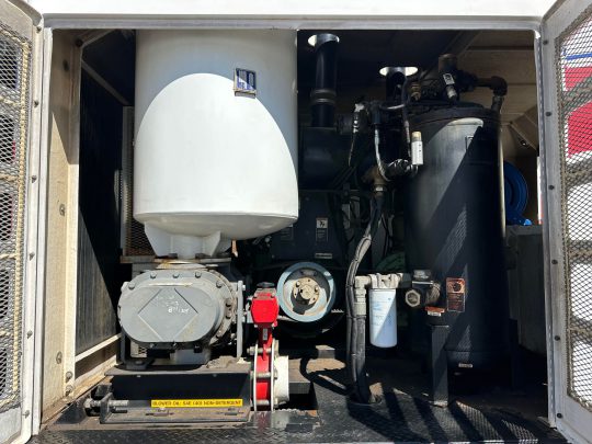 2014-International-4300-Vac-Master-System-4000-Pothole-Vacuum-Vactor-Air-Vac-Utility-Underground-Truck