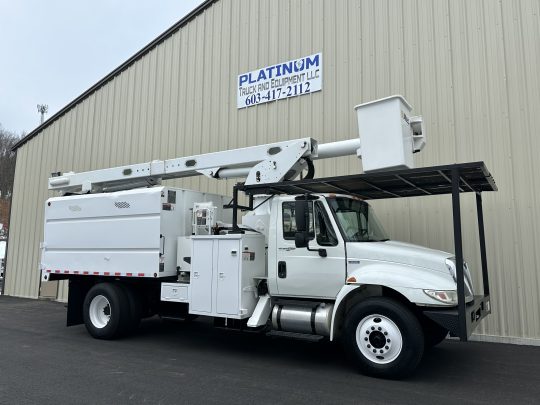 2009-international-4300-altec-elevator-forestry-bucket-boom-truck