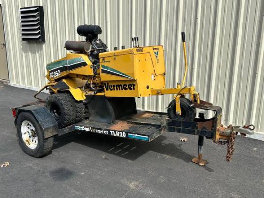 2007-Vermeer-SC252-Stump-Walk-Behind-Stumpgrinder-Trailer