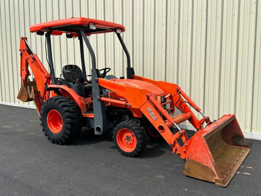 2013-Kubota-B26-Loader-Backhoe-Tractor-3-Point-Hitch-Mower-Tractor