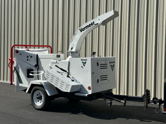 2013-Vermeer-BC1000XL-Diesel-12"-Wood-Chipper