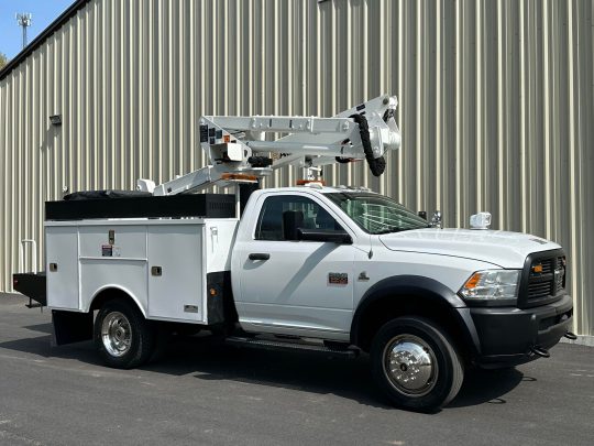 2012-Dodge-5500-4X4-Altec-AT37G-Utility-Bucket-Truck