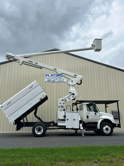 2011-International-4300-Altec-Elevator-Forestry-Bucket-Boom-Truck