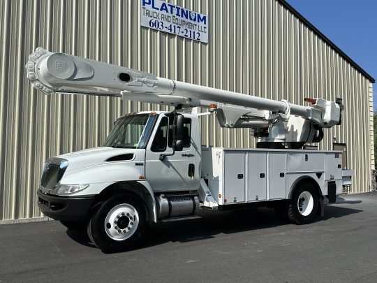 2011-International-4300-Altec-Material-Handler-Bucket-Truck