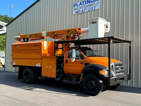 2010-Ford-F750-Altec-Forestry-Bucket-Truck-Cherry picker- Cummins-Terex