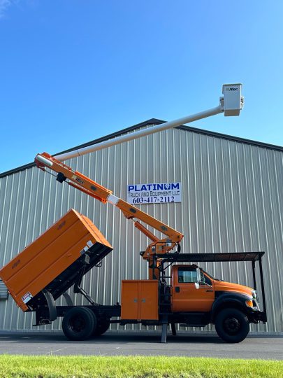 2010-Ford-F750-Altec-Forestry-Bucket-Truck-Cherry picker- Cummins-Terex