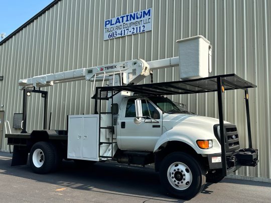 2011-Ford-F750-Under-CDL-Flatbed-Cummins-Auto-Forestry-Utility-Bucket-Truck