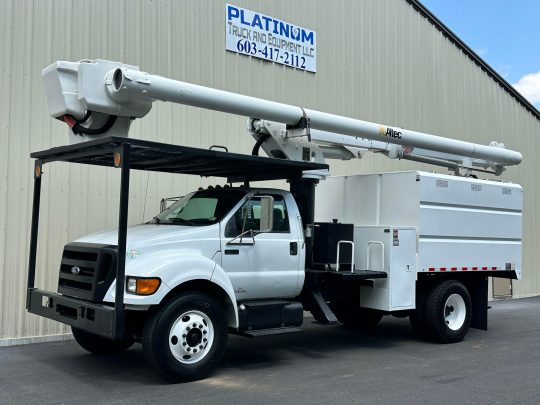 2010-Ford-F750-Under-CDL-Altec-Forestry-Bucket-Truck