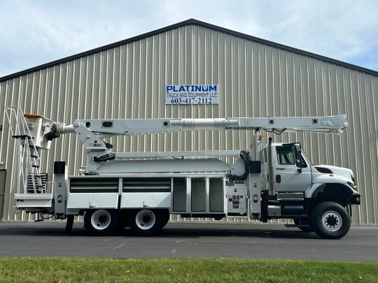 2012-International-7400-6x6-Altec-Double-Elevator-Utility-Bucket-Truck-Line-Work-Material-Handler