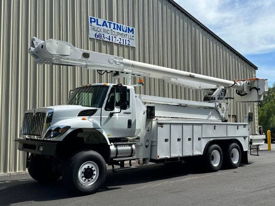 2012-International-7400-6x6-Altec-Double-Elevator-Utility-Bucket-Truck-Line-Work-Material-Handler