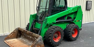 2016-Bobcat-S630-Skid-Steer-Enclosed-Pilot-Controlled