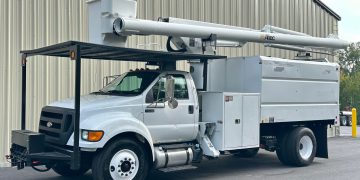 2012-Ford-F750-Altec-Forestry-Bucket-Truck-Boom-Man-Over-Center-Boom-Truck
