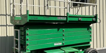 2013-JLG-4069LE-40'-Electric-Scissor-Lift