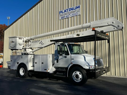 2012-International-4300-Altec-Material-Handler-Utility-Bucket-Truck