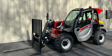 2023-Manitou-625H-Comfort-Enclosed-Telehandler-Fork-Truck