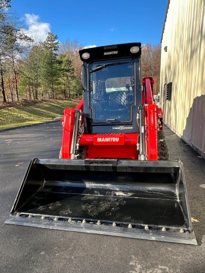 2024-Manitou-2150RT-Enclosed-Compact-Tracked-Skid-Steer-Loader