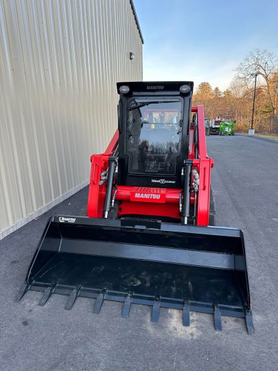 2024-Manitou-3200VT-Enclosed-Tracked-Skid-Steer-Loader