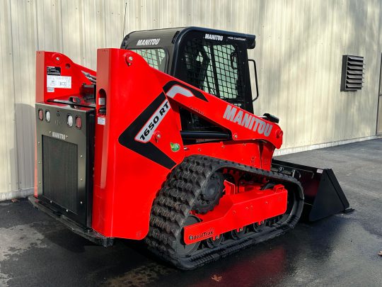 2024-Manitou-1650RT-Enclosed-Compact-Tracked-Skid-Steer-Loader