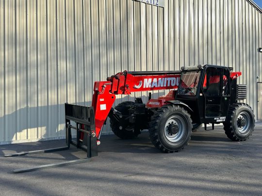 12023-Manitou-MTA10055-Enclosed-Telehandler-Forklift-Fork-Truck-Diesel-4x4