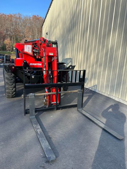 2023-Manitou-MTA10055-Enclosed-Telehandler-Forklift-Fork-Truck-Diesel-4x4