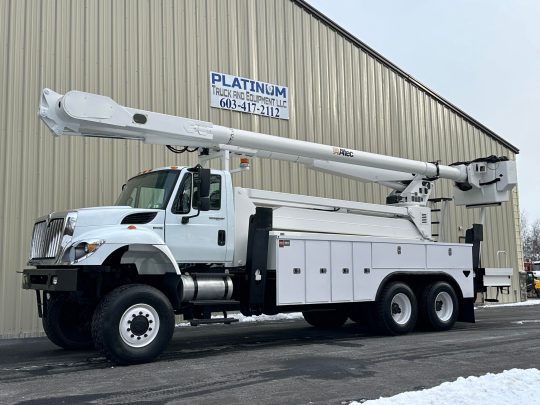 2012-International-7400-6x6-Altec-Double-Elevator-Utility-Bucket-Truck