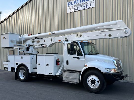 2016-International-4300-Altec-Material-Handler-Bucket-Truck-Cummins