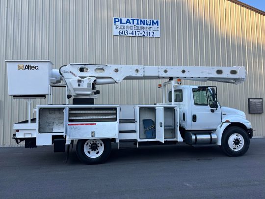 2012-International-4300-Altec-60'-Material-Handler-Bucket-Truck